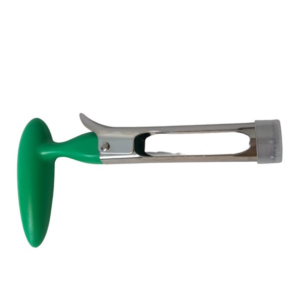 New Kitchen Gadget Tool Apple Corer Removes Apple Core, Metal - Picture 6 of 6